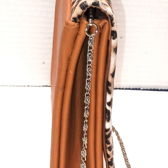 Leopard Print & Orange Colorblock Clutch with Gold Chain Strap – Bold Statement - Picture 5 of 6